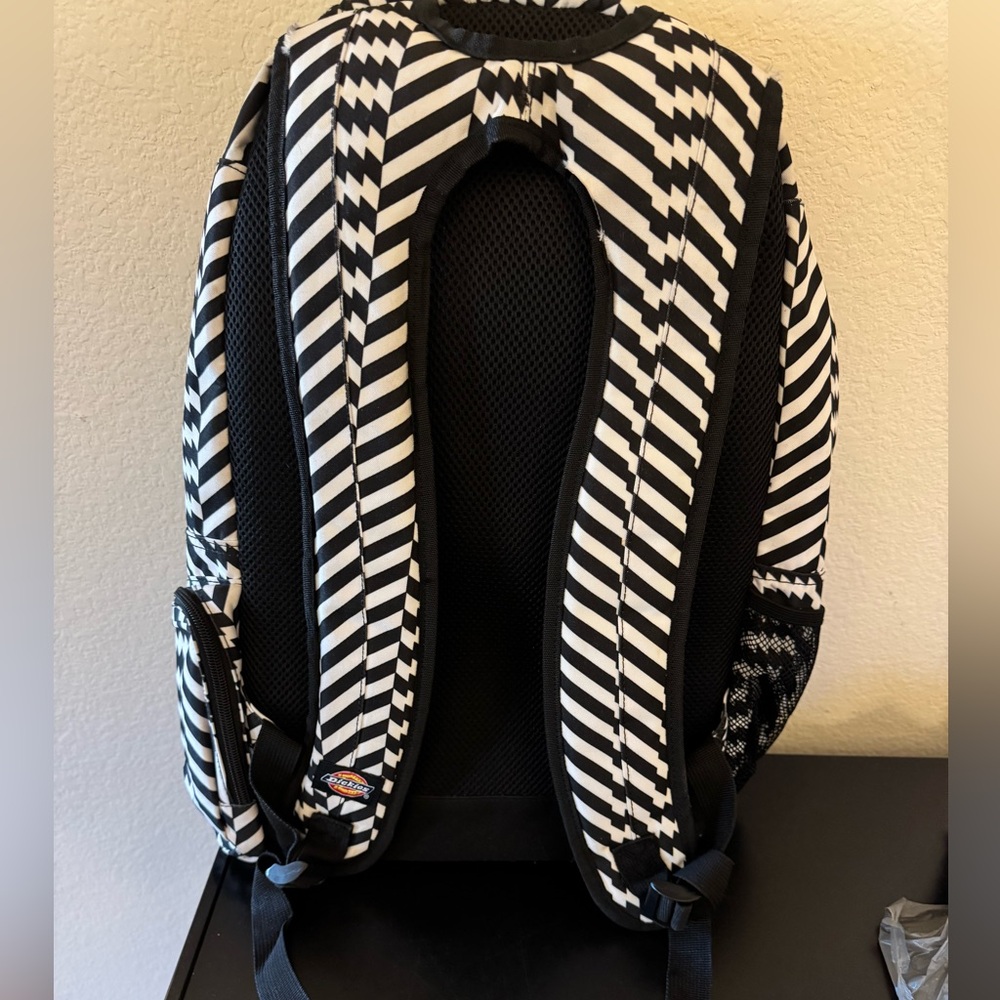 Dickies Backpack - image 4
